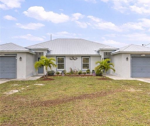 2nd image of 2926 SE Santa Barbara Pl