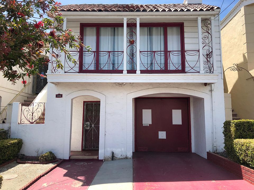 1st image of 192 Nueva Ave