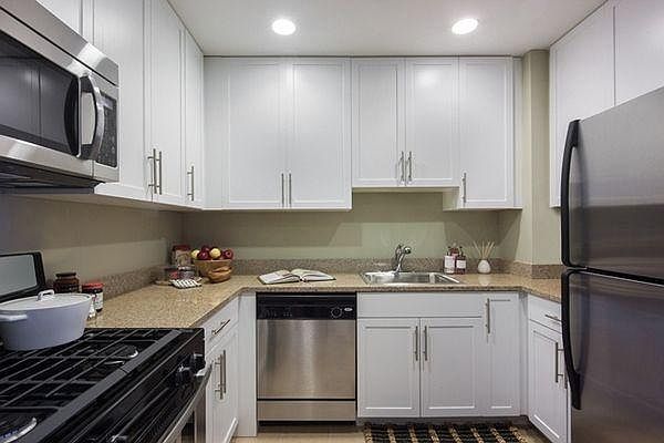1st image of 9745 Queens Blvd APT 507