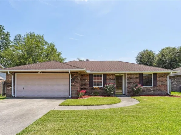 209 Kepler Lake Ct, Slidell, LA 70461