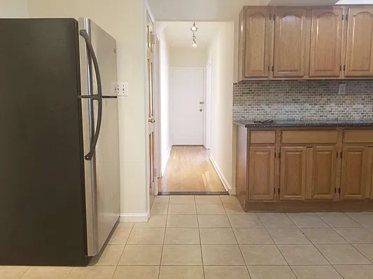 Rented by Frank Valvo Real Estate | media 7