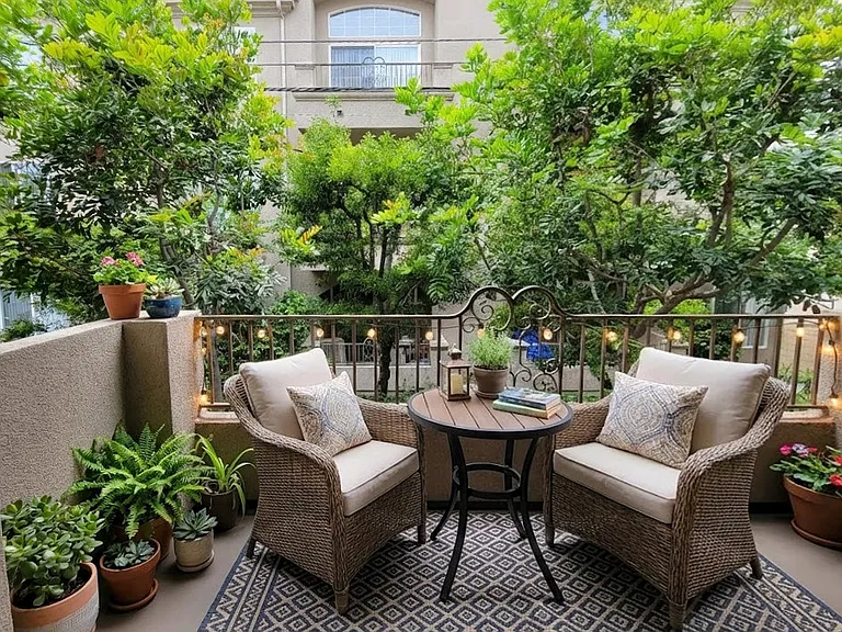 1725 Butler Ave #102 — Photo 4