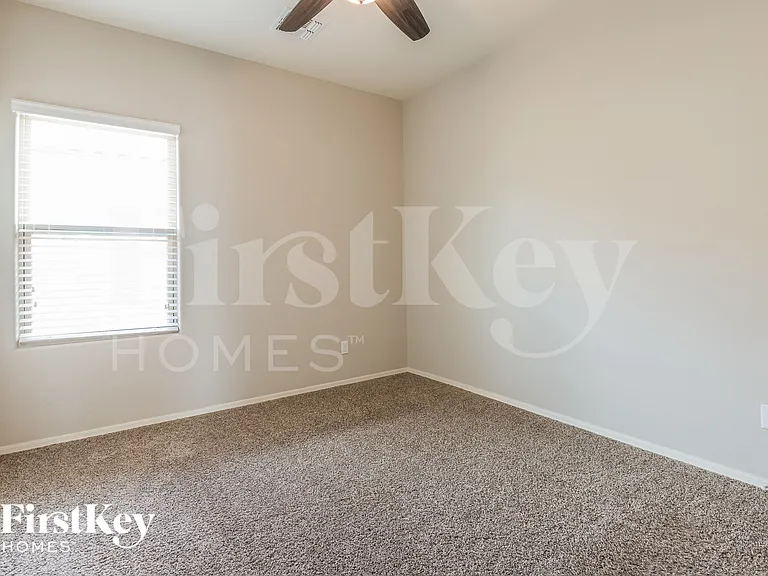 12386 W Reyher Farms Loop — Photo 13
