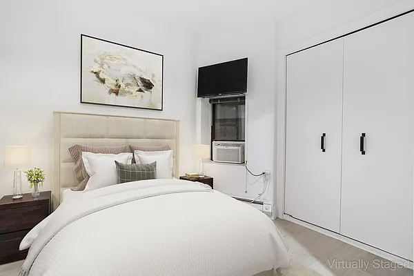 Rented by Compass | media 21