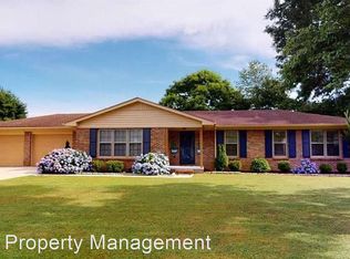 17586 Owens St, Athens, AL 35611