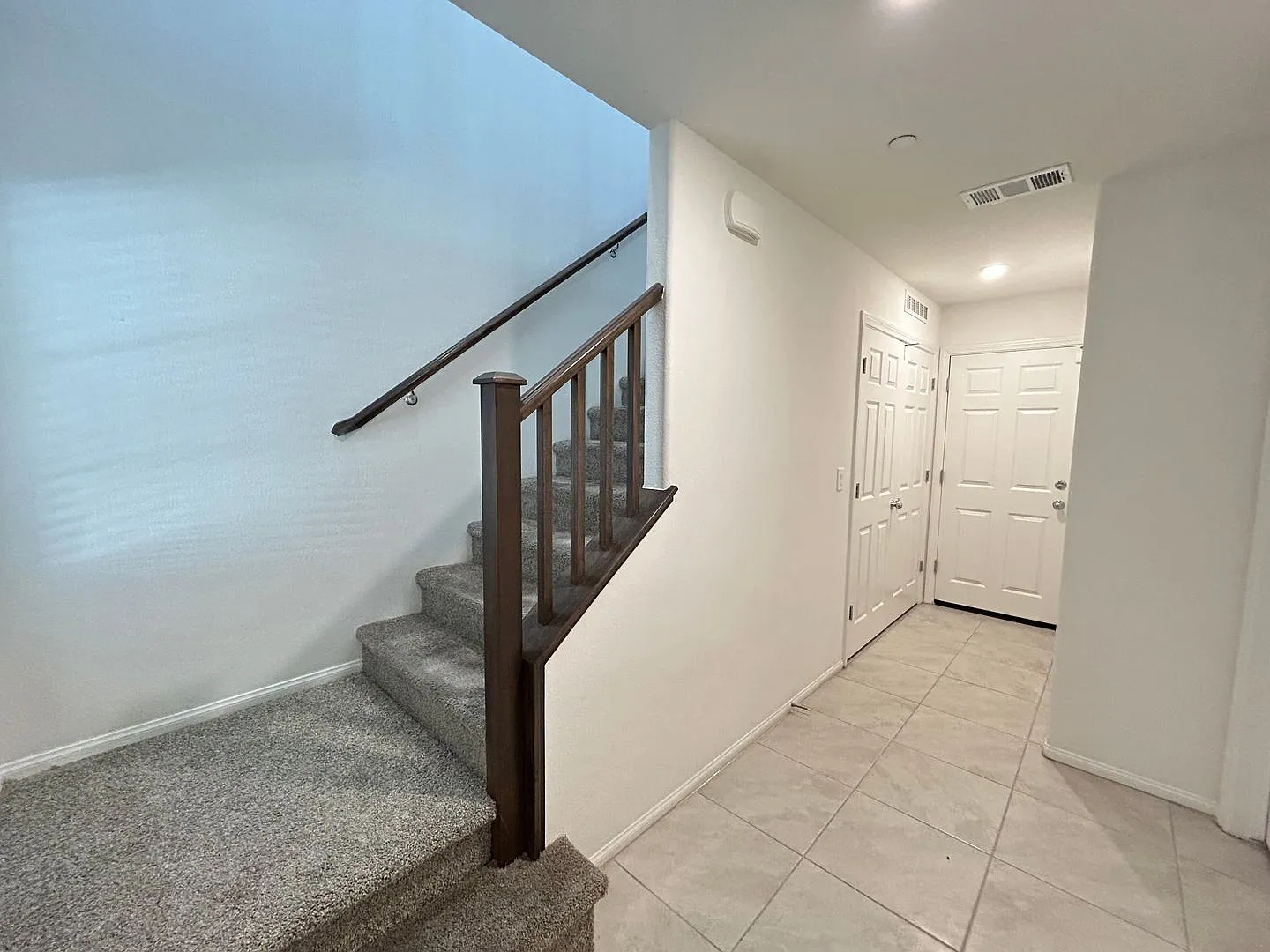 Newly built 3-Bedroom 2-Bathroom Townhouse! — Photo 3