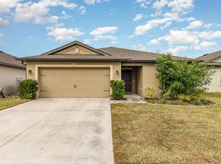 2670 Rotherham Rd, Tavares, FL 32778