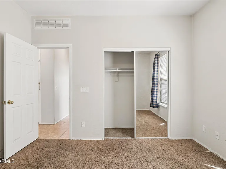 4323 W T Ryan Ln — Photo 19