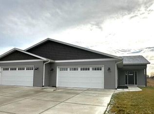 100 Orth Dr #1, Random Lake, WI 53075