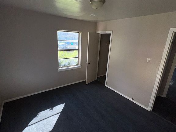 5th image of 2770 Amherst St