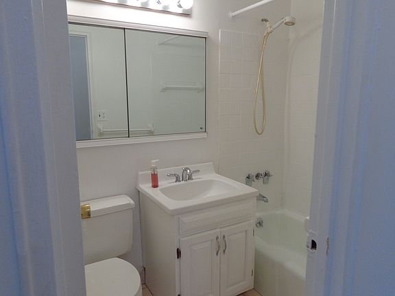 3rd image of 1101 Midland Ave APT 215