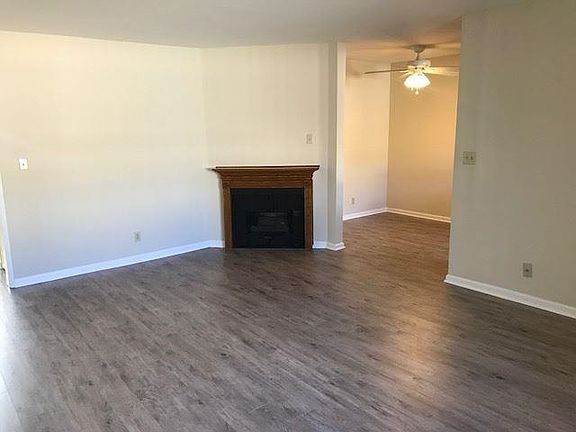 4th image of 345 E Verdugo Ave APT 209