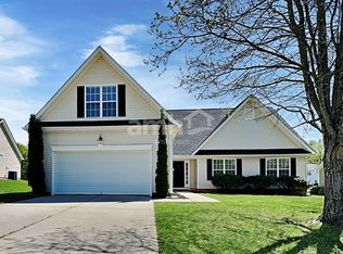 4702 Ridgefall Rd, Greensboro, NC 27410