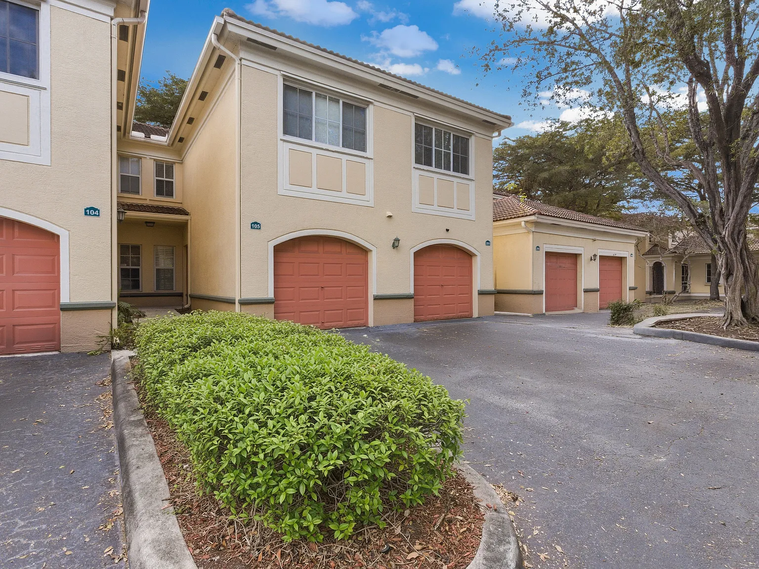Aventine at Miramar Apartments — Photo 2