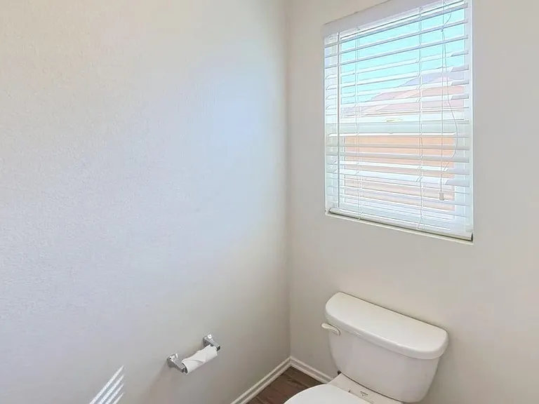 15136 Audrey Dr — Photo 17