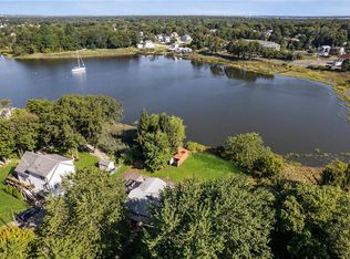 55 Bancroft Ave, Warwick, RI 02889