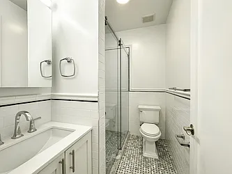 Rented by Manhattan Realty Group