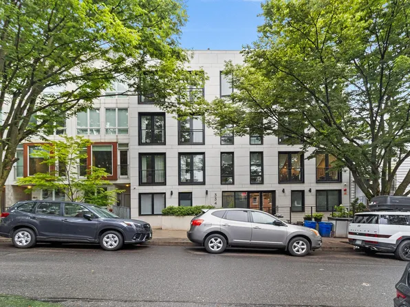 334 22nd Street #2B, Brooklyn, NY 11215