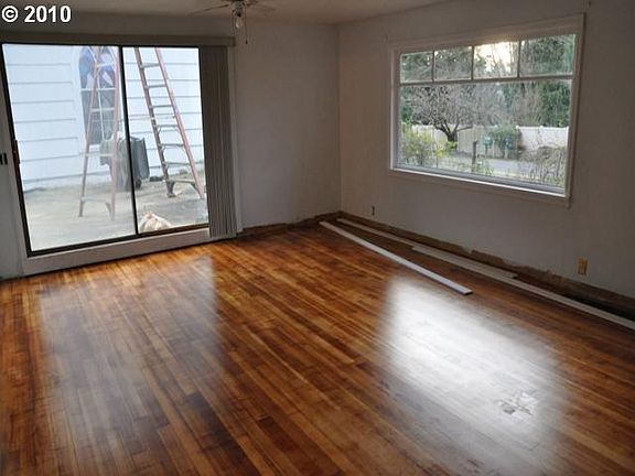 4th image of 24209 NE 92nd Ave