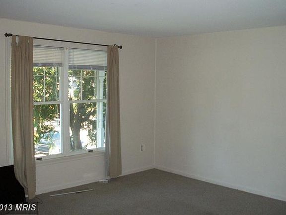 3rd image of 45 Craftsman Ct