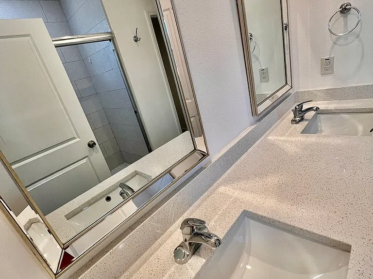 1954 Freedom Dr #1 — Photo 27