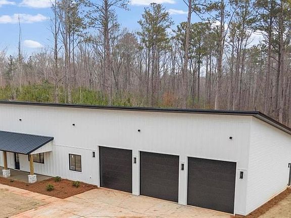 4th image of 419 Lively Rd