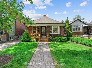 98 Elma St, Toronto, ON M8V1X8