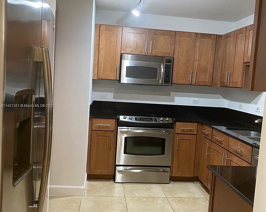 1st image of 8395 SW 73rd Ave APT 407