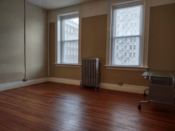 815 Church St APT 3B
