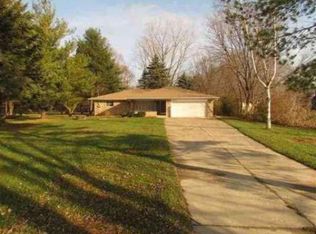 57550 Schoenherr Rd, Washington, MI 48094