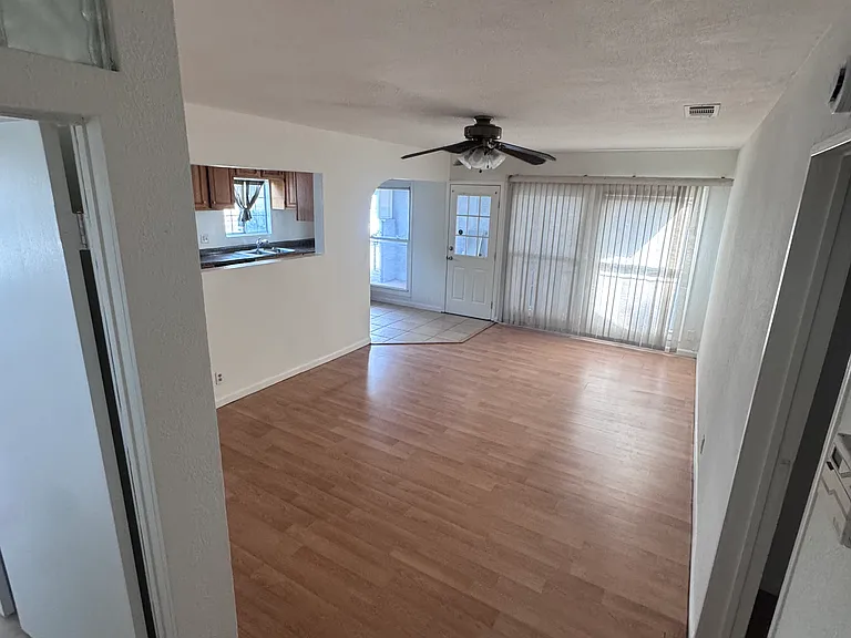 612 N Magnolia Ave — Photo 15