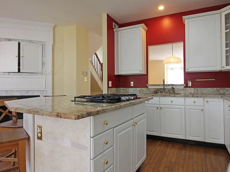 11799 Valley Ridge Cir — Photo 9