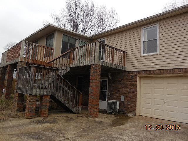 2nd image of 604 Doane Dr