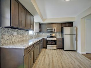 288 Undercliff Ave APT 6, Edgewater, NJ 07020