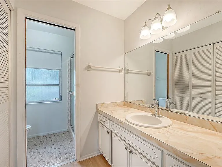 515 Rousseau Dr — Photo 29