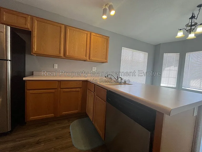 6246 W Blackhawk Dr — Photo 10