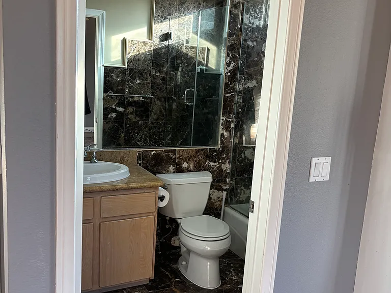 1837 Parnell Ave — Photo 19