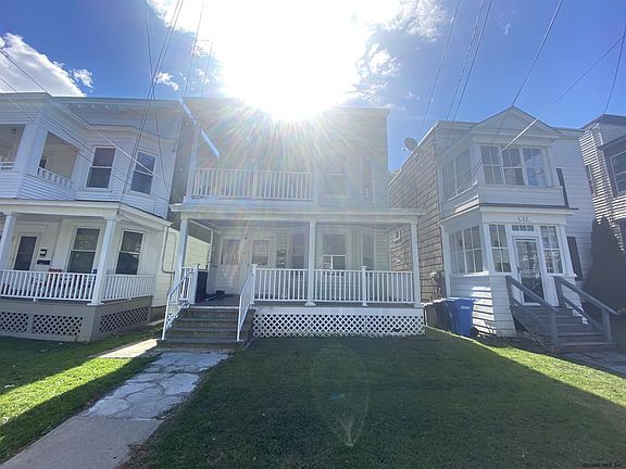 2nd image of 90 Woodlawn Ave