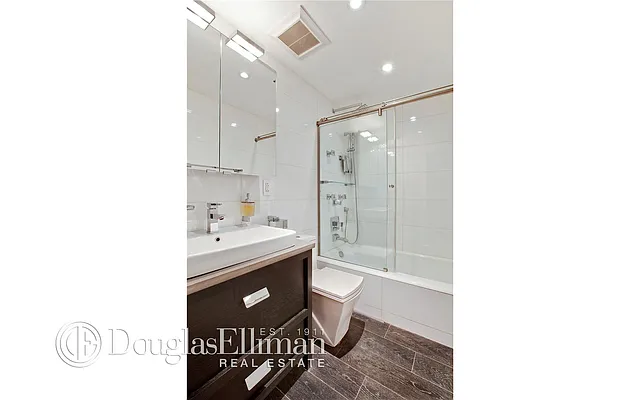 Rented by Douglas Elliman | media 24