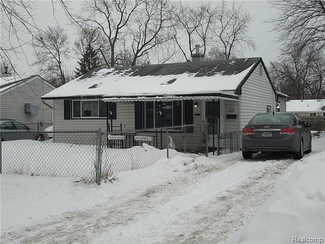 2nd image of 237 W Ypsilanti Ave