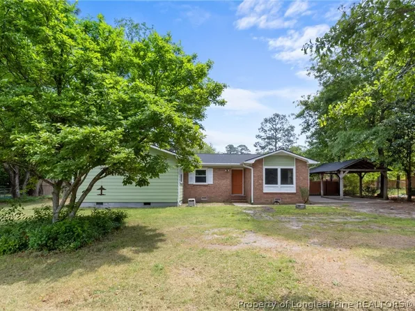 290 Lemont Dr, Fayetteville, NC 28303