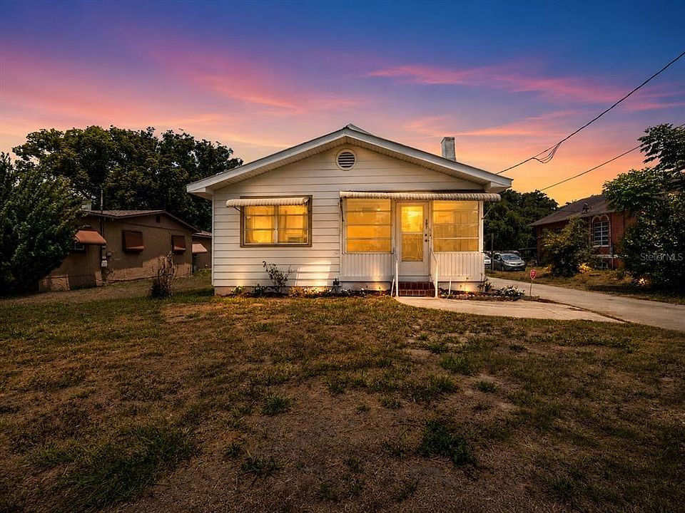 1st image of 207 S PERRY AVENUE