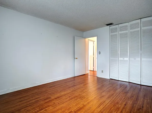 8431 NW 10th Street #8431, Plantation, FL 33322