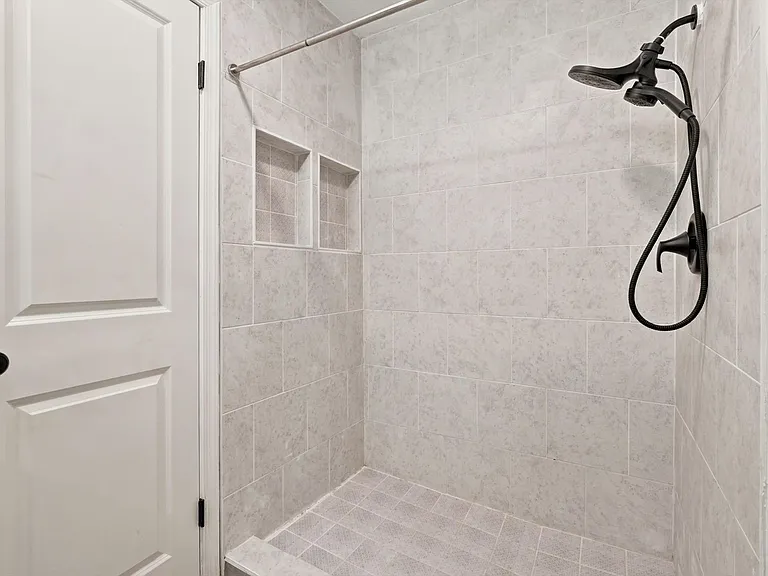 231 Cicero Dr — Photo 24