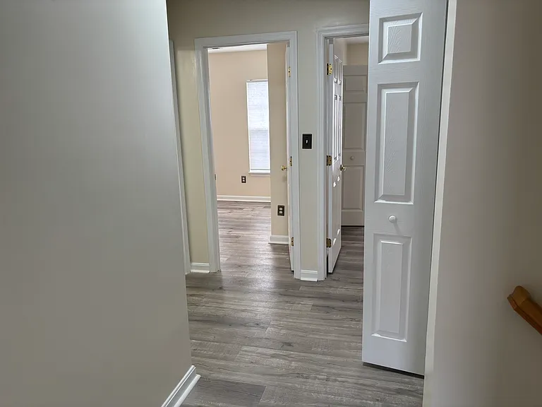 2453 Fox Stream Ln — Photo 17