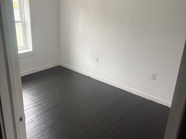118 E Main St Unit 3