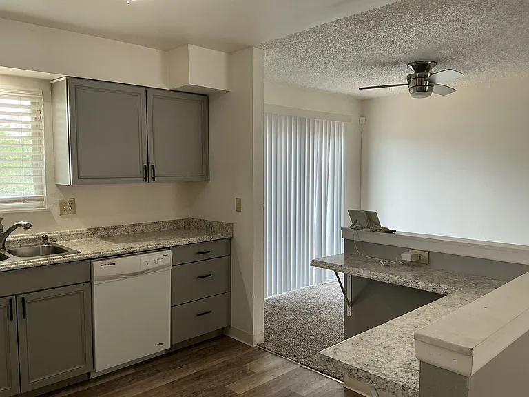 5710 Eldora Dr — Photo 2