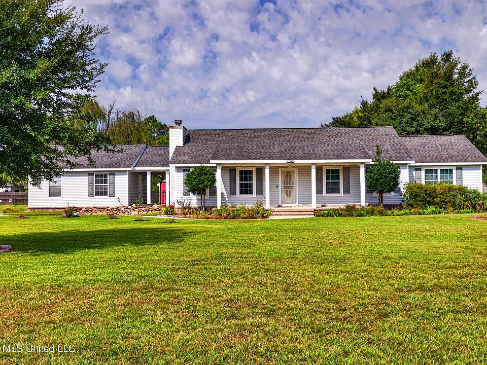 1st image of 5547 Paula Dr