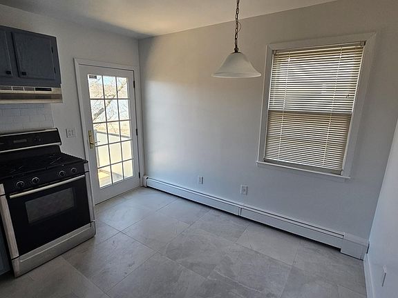 4th image of 353 Warburton Ave Floor 2