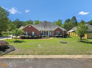 102 Wilkes Ct, Warner Robins, GA 31088